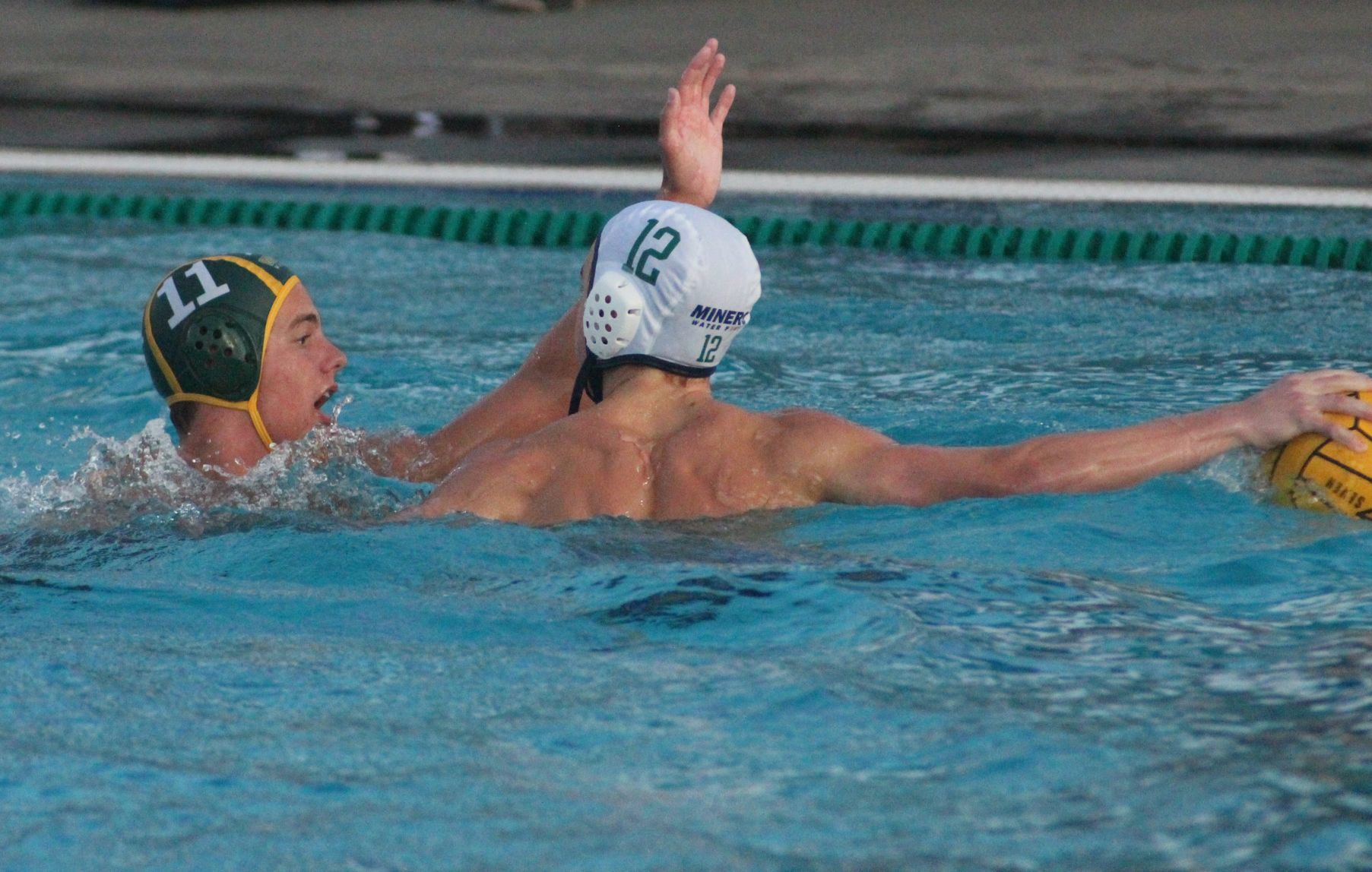 Kingsburg girls, boys water polo teams host El Diamante